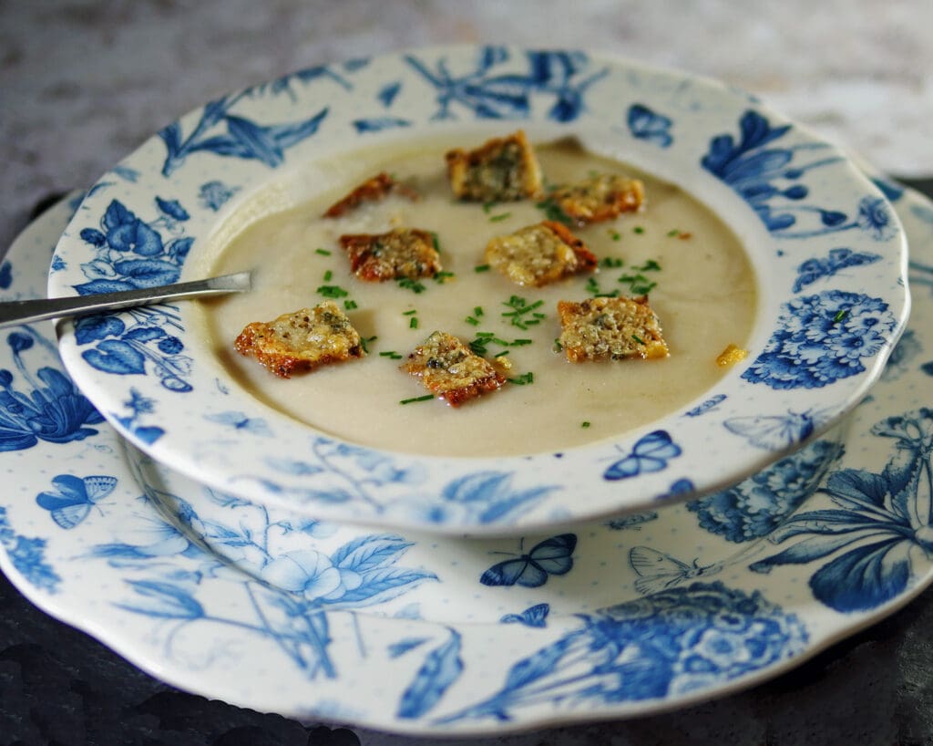 Celeriac Soup with Croutons