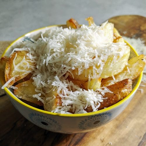 Homemade Chips with Parmesan and Truffle