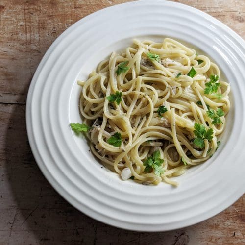 Crab Linguine with parsley pepper and cheese